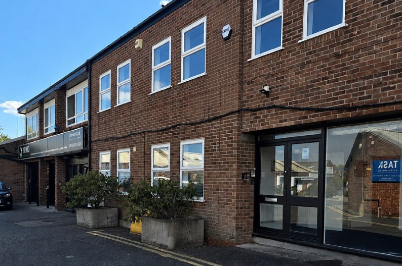 Unit 16 Sale Trading Estate, Waverley Road, Sale M33 7AY - RVW